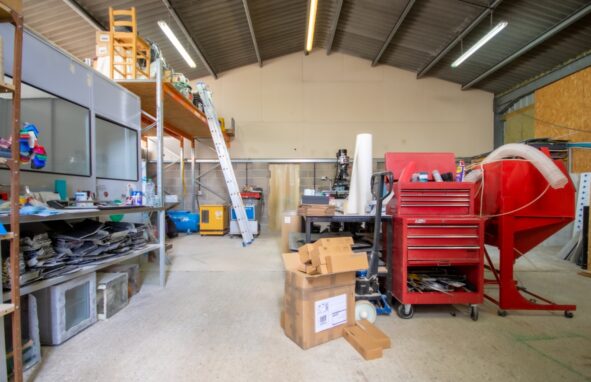 George Estates Workshop to Let A